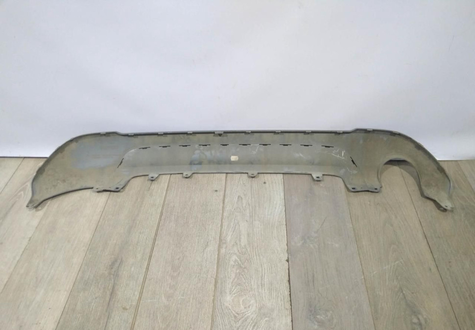 Накладка заднего бампера бу BMW X1 F48 OEM 51127332323 Накладка заднего бампера бу BMW X1 F48 OEM 51127332323