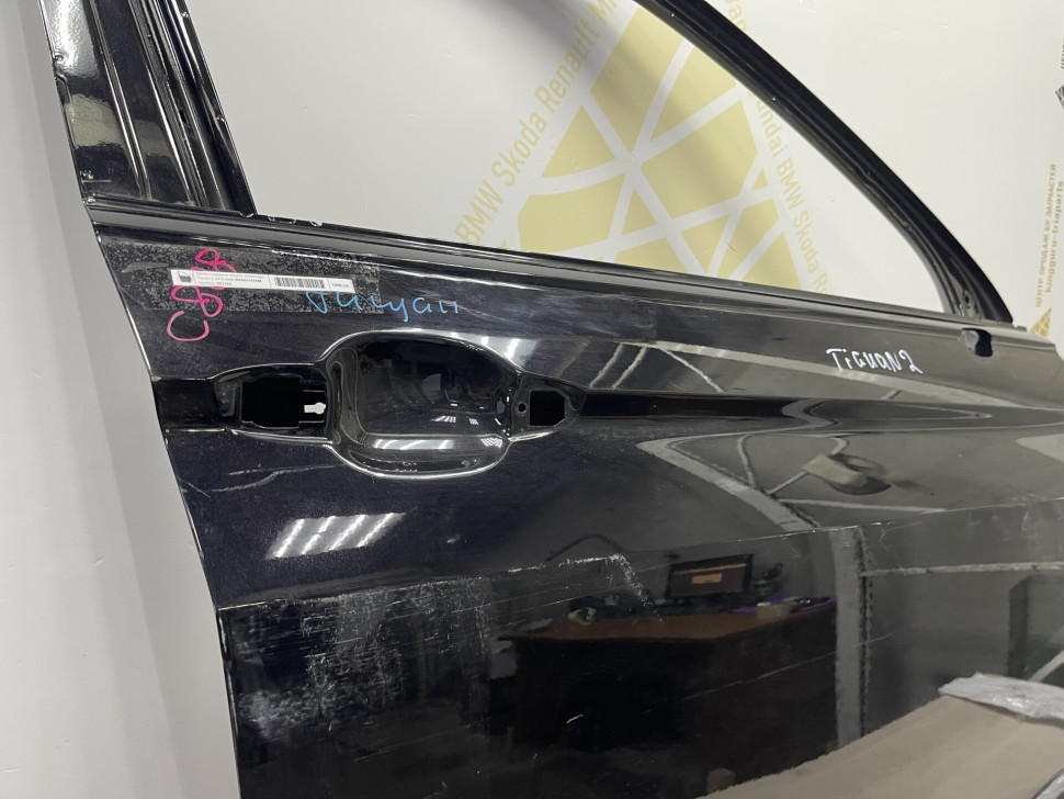 Дверь передняя правая Volkswagen Tiguan 2 2016 oem 5NA831056M Дверь передняя правая Volkswagen Tiguan 2 2016 oem 5NA831056M