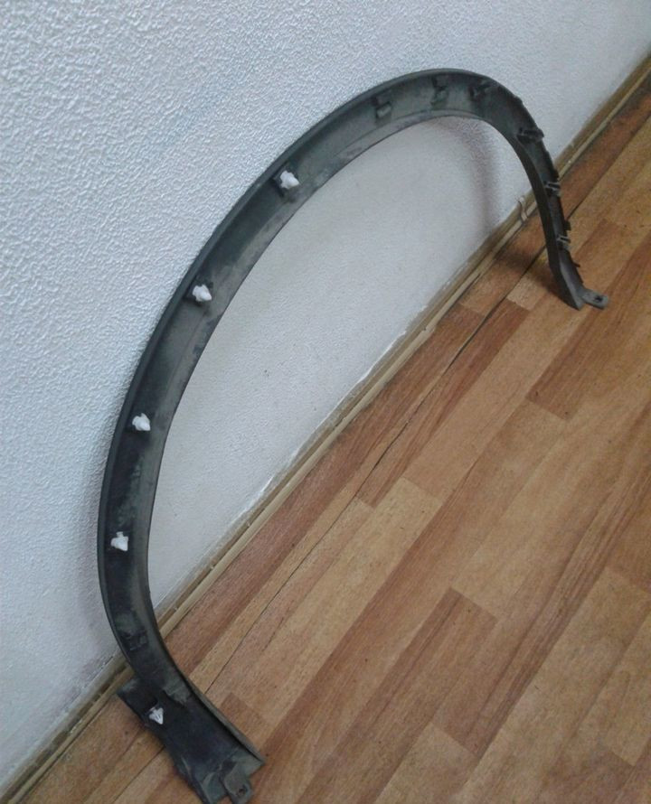 Расширитель арки крыла передний левый Volkswagen Tiguan 2 oem 5na854731 (потерт)