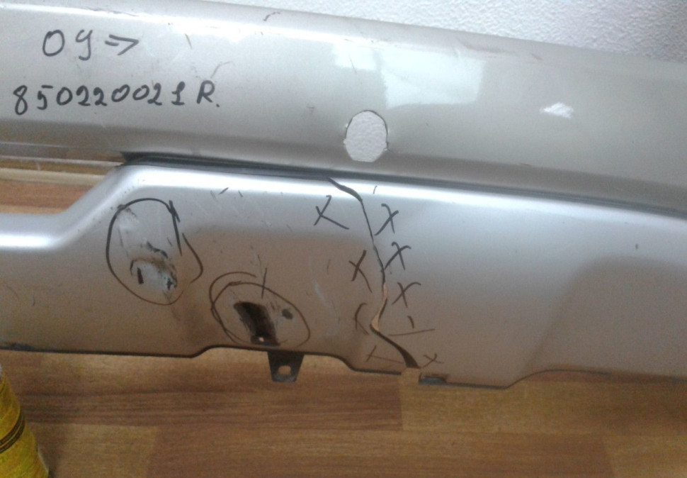 Бампер задний Renault Koleos (09>) oem 850220021r (скл-3)