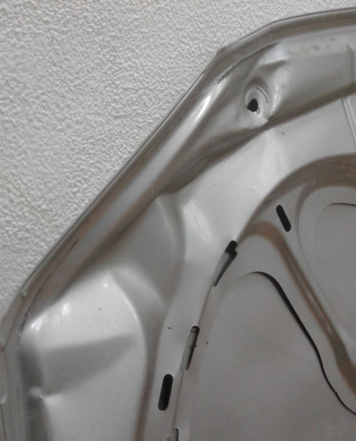 Капот Volkswagen Polo до рестайл oem 6ru823031b (вмятины)