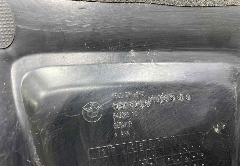 Облицовка передка мотоцикл BMW K49 S1000XR OEM 46637717042