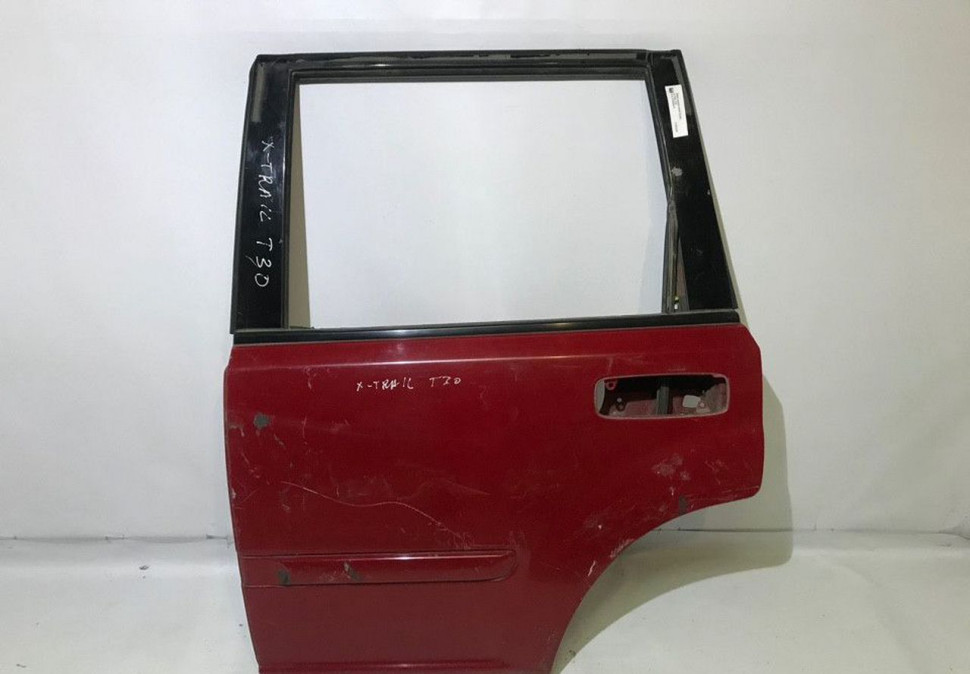 Дверь задняя левая Nissan X-Trail T30 (скл-3) OEM H21018H7MM