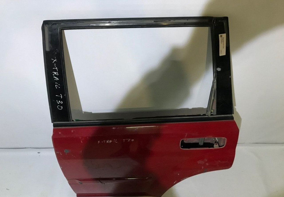Дверь задняя левая Nissan X-Trail T30 (скл-3) OEM H21018H7MM
