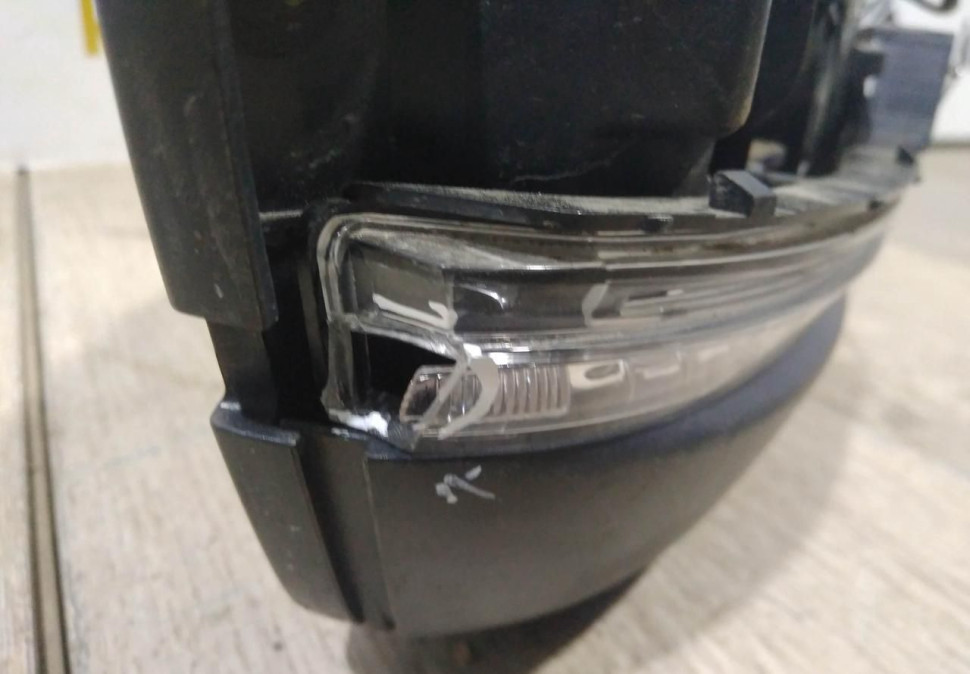 Корпус зеркала правый 6 пин бу Skoda Kodiaq OEM 566857502