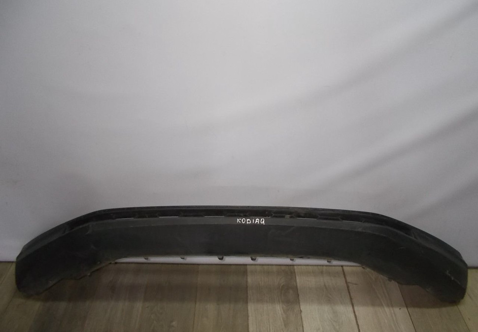 Спойлер переднего бампера бу Skoda Kodiaq OEM 565807061