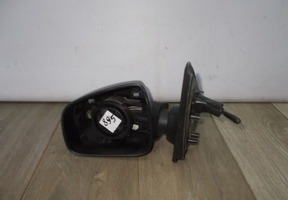 Зеркало левое Renault Logan 2 oem 963023249r