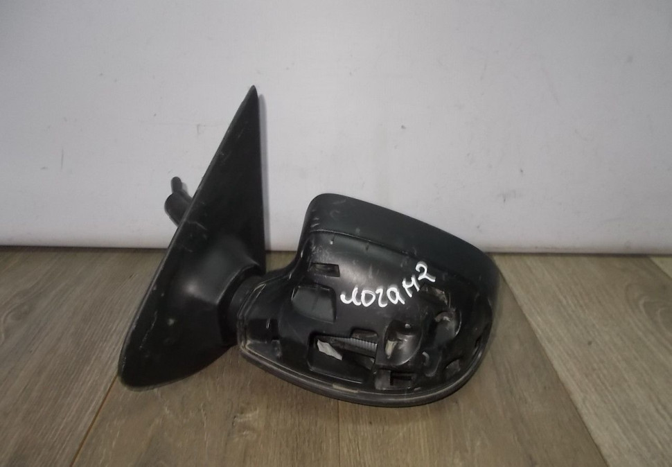 Зеркало левое Renault Logan 2 oem 963023249r