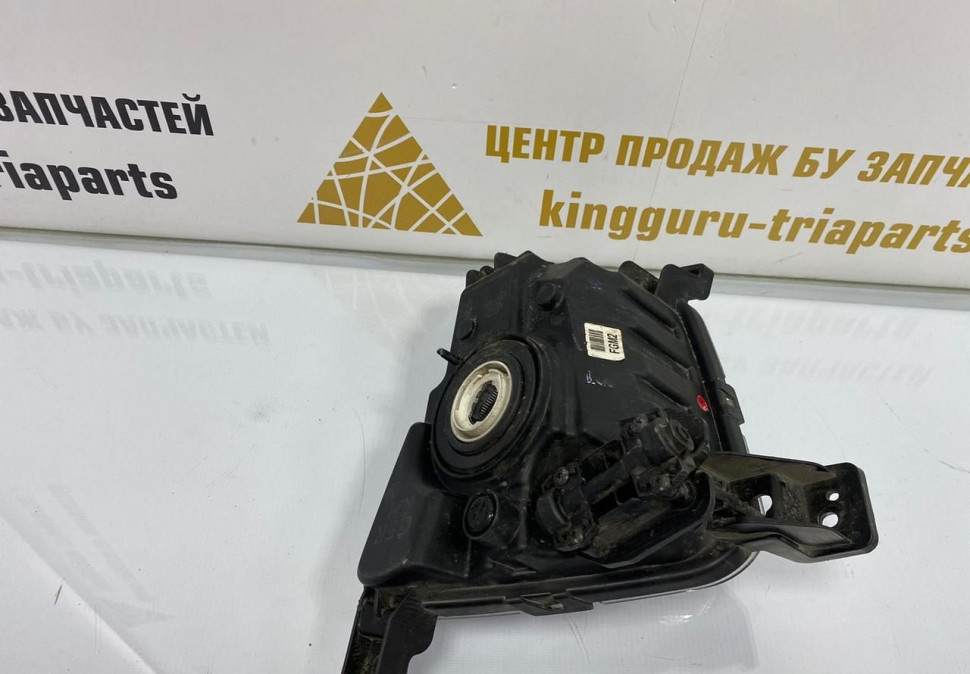 Противотуманная фара правая Hyundai Creta 2016 OEM 92202M0100