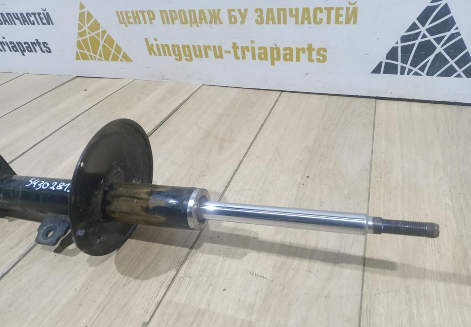 Амортизатор передний бу Renault Duster полный привод OEM 543028126R Амортизатор передний бу Renault Duster полный привод OEM 543028126R
