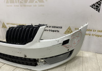 Бампер передний Skoda Octavia A7 до рестайлинг 2013  OEM 5E0807221