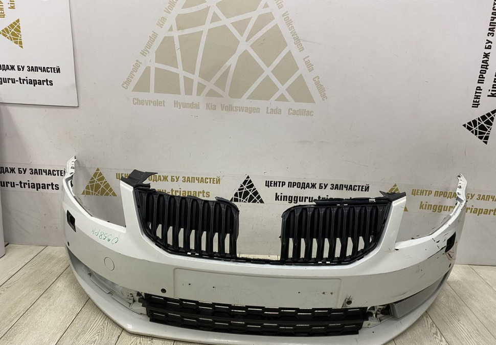 Бампер передний Skoda Octavia A7 до рестайлинг 2013 OEM 5E0807221 Бампер передний Skoda Octavia A7 до рестайлинг 2013 OEM 5E0807221