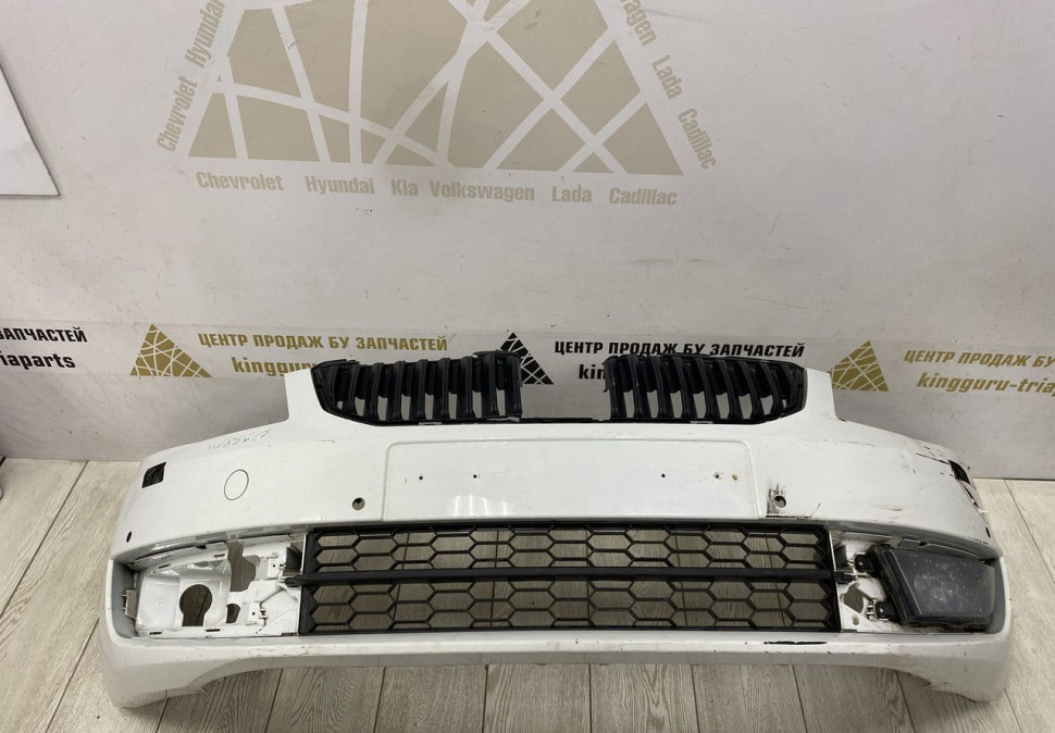 Бампер передний Skoda Octavia A7 до рестайлинг 2013 OEM 5E0807221 Бампер передний Skoda Octavia A7 до рестайлинг 2013 OEM 5E0807221