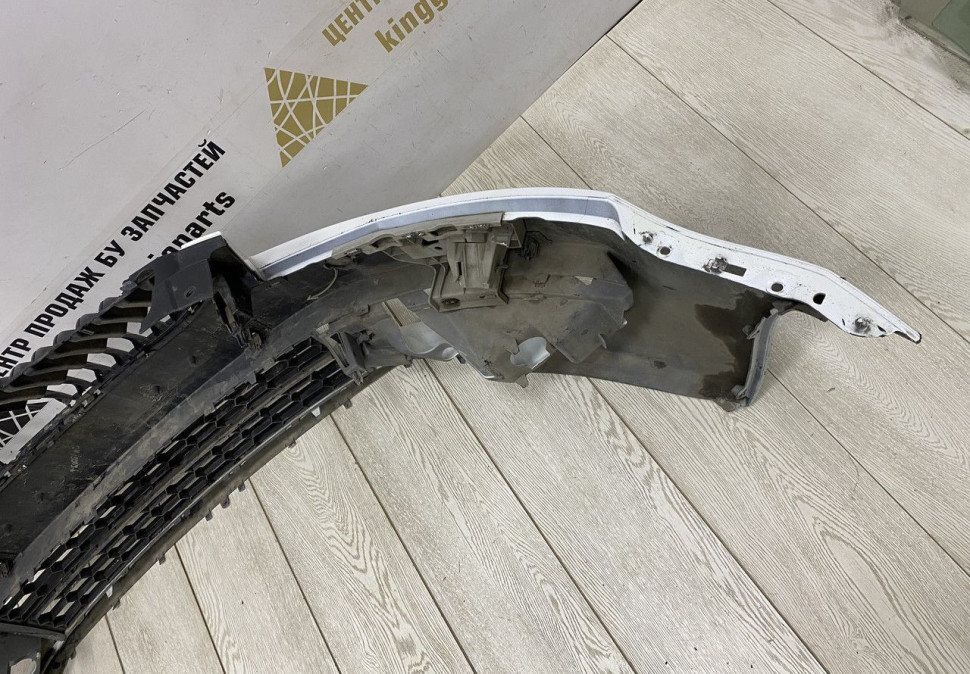 Бампер передний Skoda Octavia A7 до рестайлинг 2013 OEM 5E0807221 Бампер передний Skoda Octavia A7 до рестайлинг 2013 OEM 5E0807221