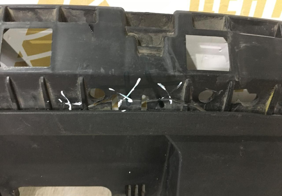 Накладка передней панели Hyundai Elantra 6 рестайлинг 2018 OEM 86360F2AA0 Накладка передней панели Hyundai Elantra 6 рестайлинг 2018 OEM 86360F2AA0