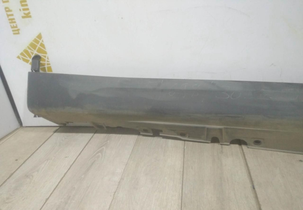 Порог правый бу BMW X5 F15 OEM 51177294376