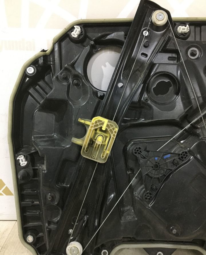 Стеклоподъемник передней правой двери BMW X4 G02 OEM 51337498152 Стеклоподъемник передней правой двери BMW X4 G02 OEM 51337498152