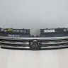 Решетка радиатора Volkswagen Tiguan 2 (16>) oem 5NA853653B (маленькая трещина) (скл-3)