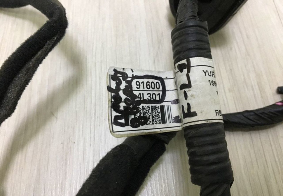 Проводка двери передней левой Hyundai Solaris 1 oem 916004l301 Проводка двери передней левой Hyundai Solaris 1 oem 916004l301