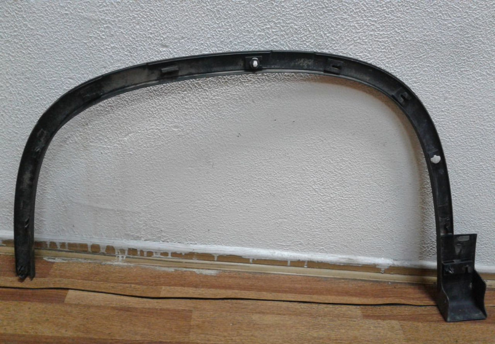 Расширитель арки крыла передний правый Volkswagen Tiguan (11-16) oem 5n0854732b