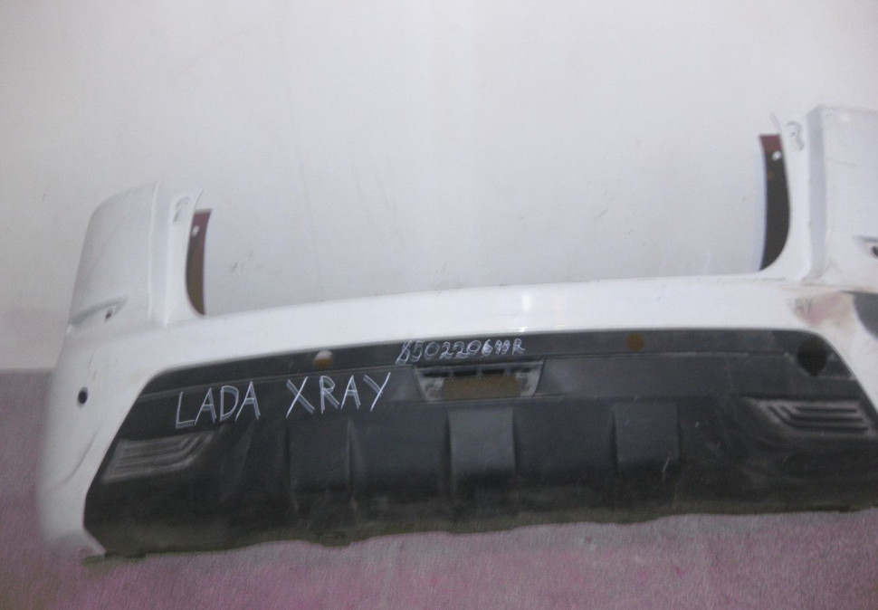 Бампер задний Lada Xray (15>) oem 850220699r (скл-3)