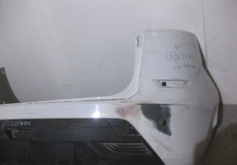 Бампер задний Lada Xray (15>) oem 850220699r (скл-3) Бампер задний Lada Xray (15>) oem 850220699r (скл-3)