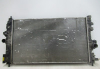 Радиатор охлаждения Chevrolet Cruze 1 oem  05401032