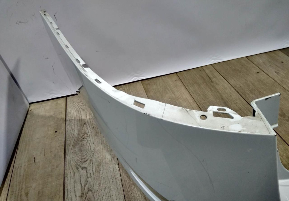 Бампер задний бу Skoda Superb 3 универсал OEM 3V9807421 Бампер задний бу Skoda Superb 3 универсал OEM 3V9807421