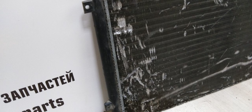 Радиатор охлаждения Volkswagen Caddy 3 10-15 oem 1K0121253BB Радиатор охлаждения Volkswagen Caddy 3 10-15 oem 1K0121253BB