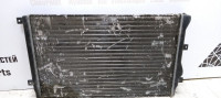Радиатор охлаждения Volkswagen Caddy 3 10-15 oem 1K0121253BB