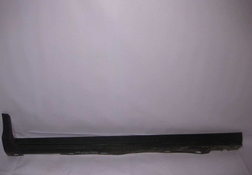 Накладка порога правая Ford Kuga (12>) oem cv44s10154a