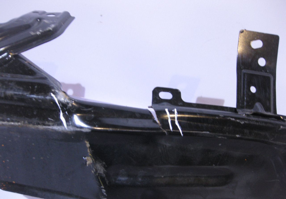 Усилитель заднего бампера Hyundai Creta (вмятина) oem 86630m0000 (скл-3) Усилитель заднего бампера Hyundai Creta (вмятина) oem 86630m0000 (скл-3)