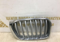 Решетка радиатора правая BMW X3 F25 до рестайлинг OEM 51117210726