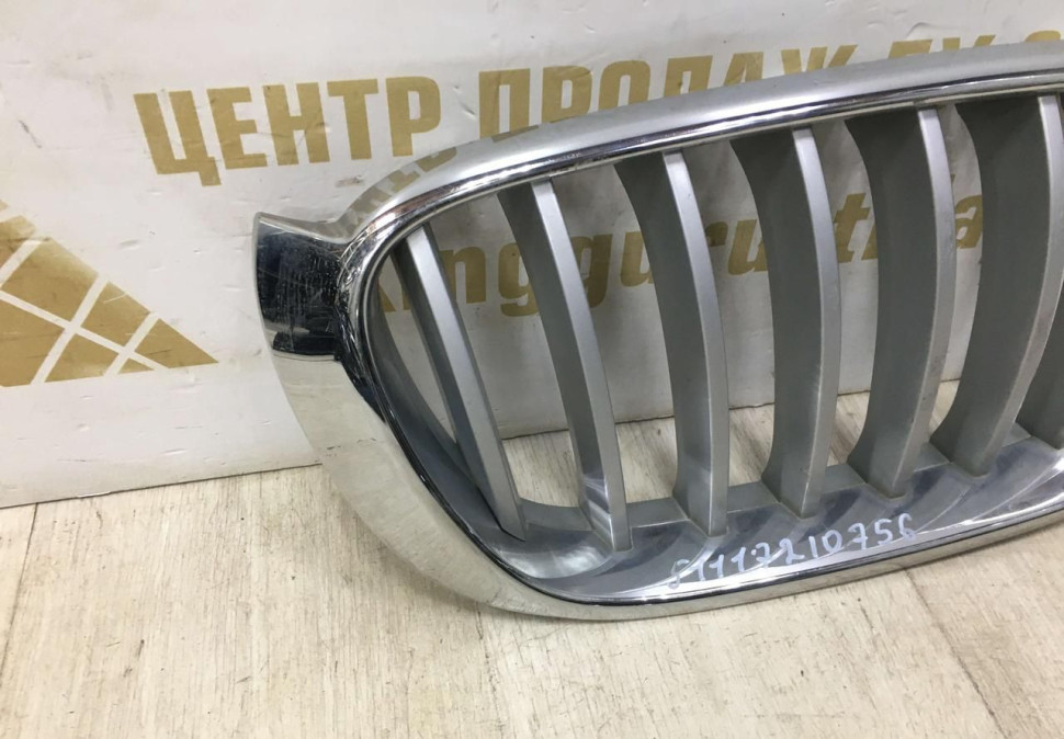 Решетка радиатора правая BMW X3 F25 до рестайлинг OEM 51117210726
