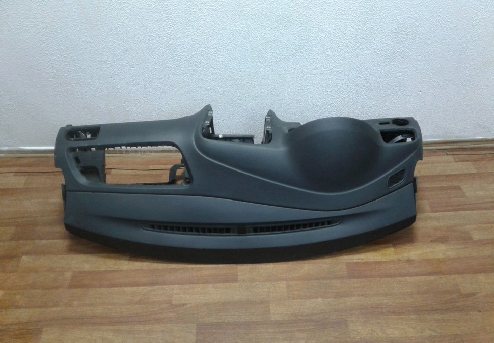 Торпедо Volkswagen Polo седан oem 6ru857003