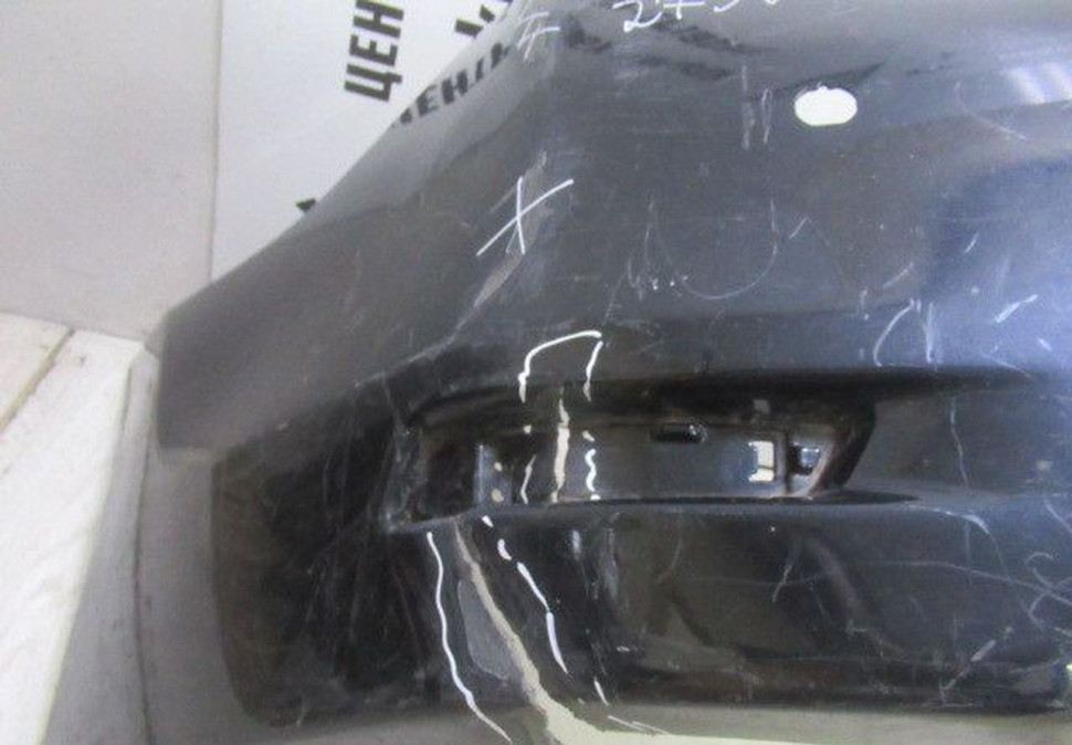 Бампер задний Toyota Corolla E180 oem 5215902A20 (Скл-3) Бампер задний Toyota Corolla E180 oem 5215902A20 (Скл-3)