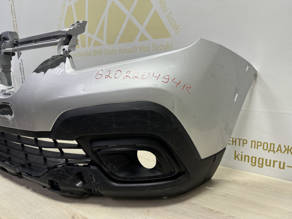 Бампер передний Renault Sandero Stepway 2 рестайлинг OEM 620220494R