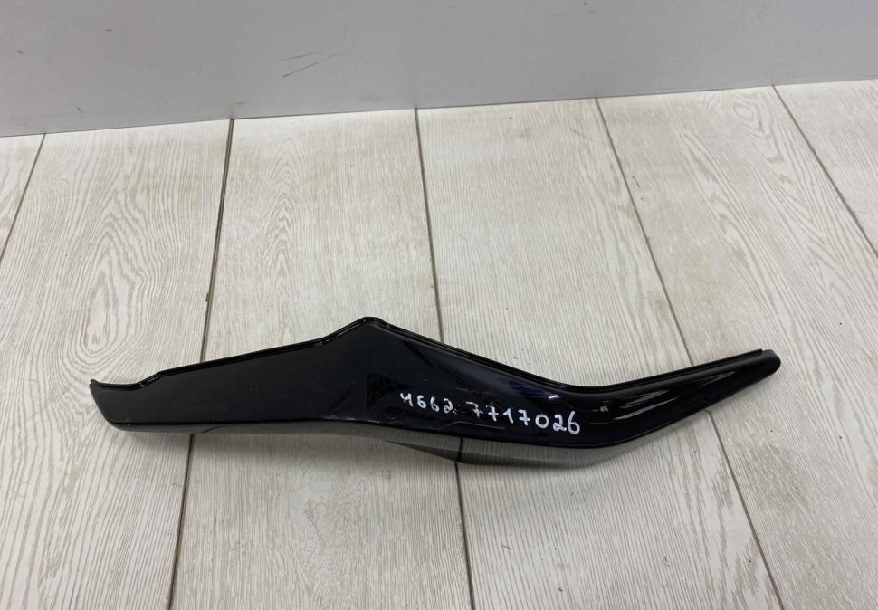 Задняя боковая часть правая BMW K49 S1000XR OEM 46628414330