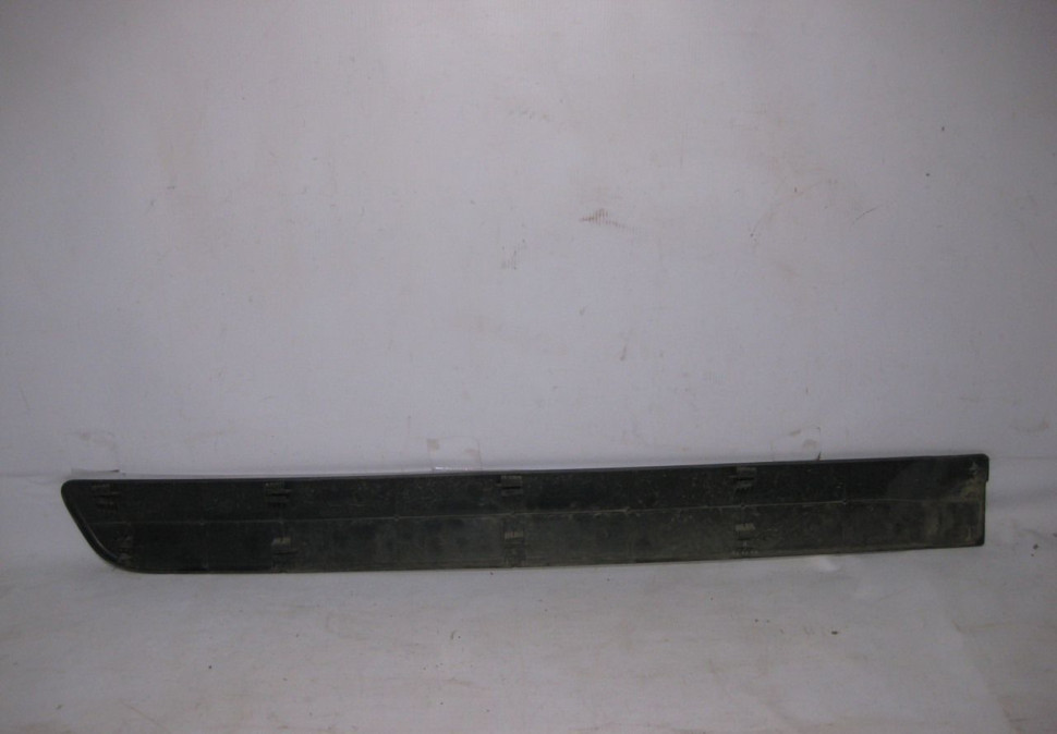 Молдинг двери задний левый Lada Largus oem 8450000411 (скл-3) Молдинг двери задний левый Lada Largus oem 8450000411 (скл-3)
