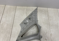 Обшивка стойки заднего левого глухого стекла Volkswagen Polo 5 2009 oem 6RU867287