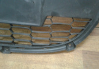 Решетка переднего бампера Lada Kalina 2 oem 21922803057 (слом часть) (скл-3)