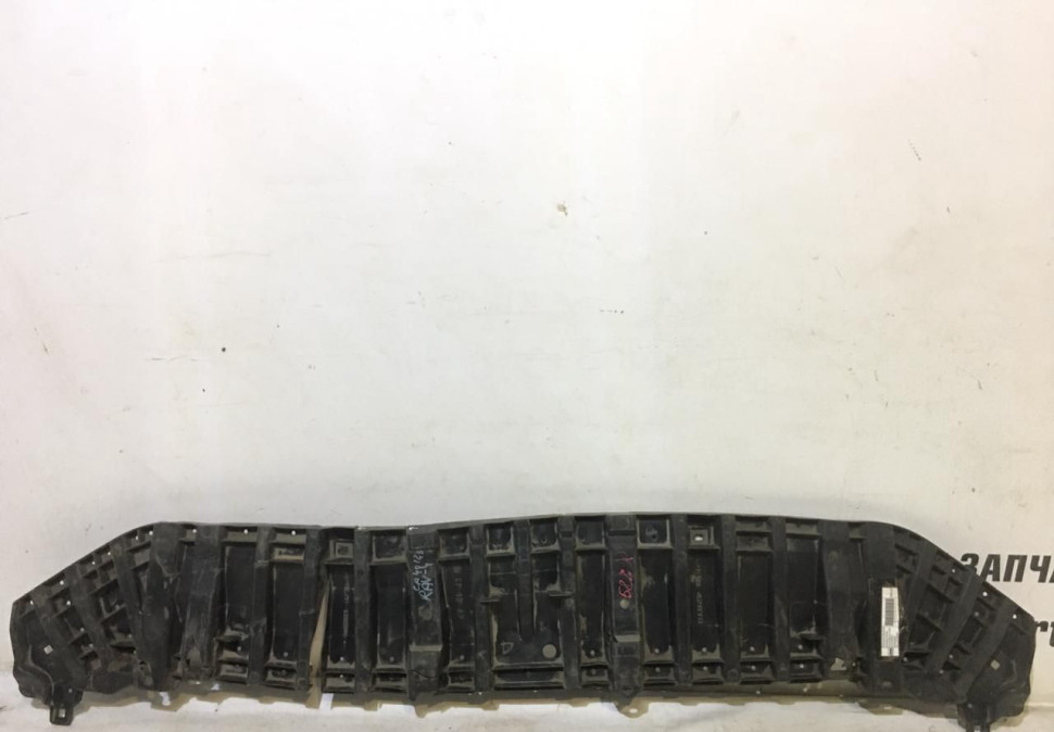 Пыльник переднего бампера Toyota Rav4 ca40 13- Oem 5261842070 (скл 3) Пыльник переднего бампера Toyota Rav4 ca40 13- Oem 5261842070 (скл 3)