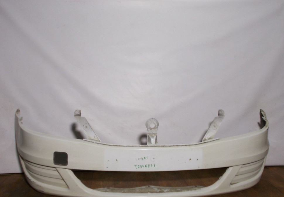 Бампер передний бу Renault Logan 1 OEM 8200916703