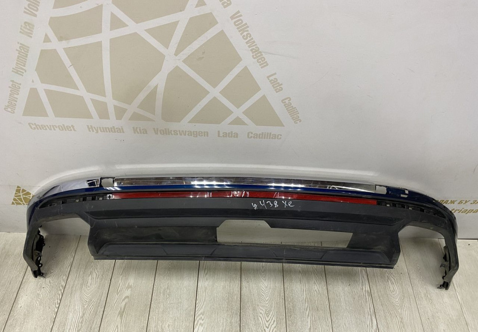 Спойлер заднего бампера Volkswagen Touareg 3 oem 760807521K