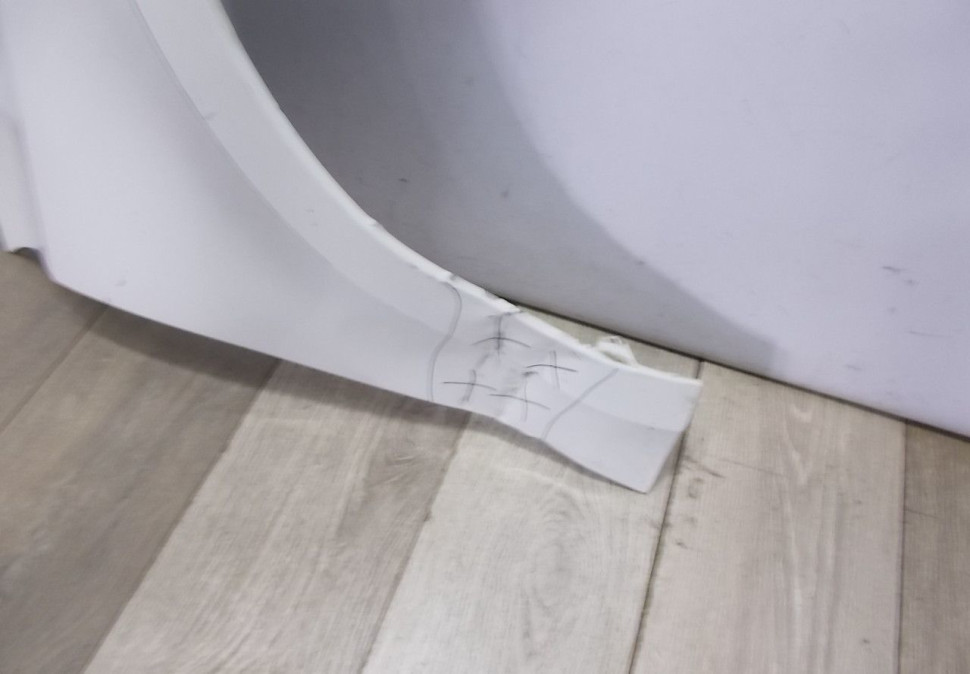 Крыло переднее правое бу Skoda Octavia A7 OEM 5E0821106A