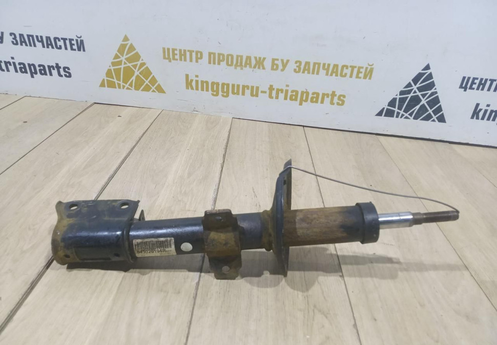 Амортизатор передний бу Renault Duster OEM 543020194R
