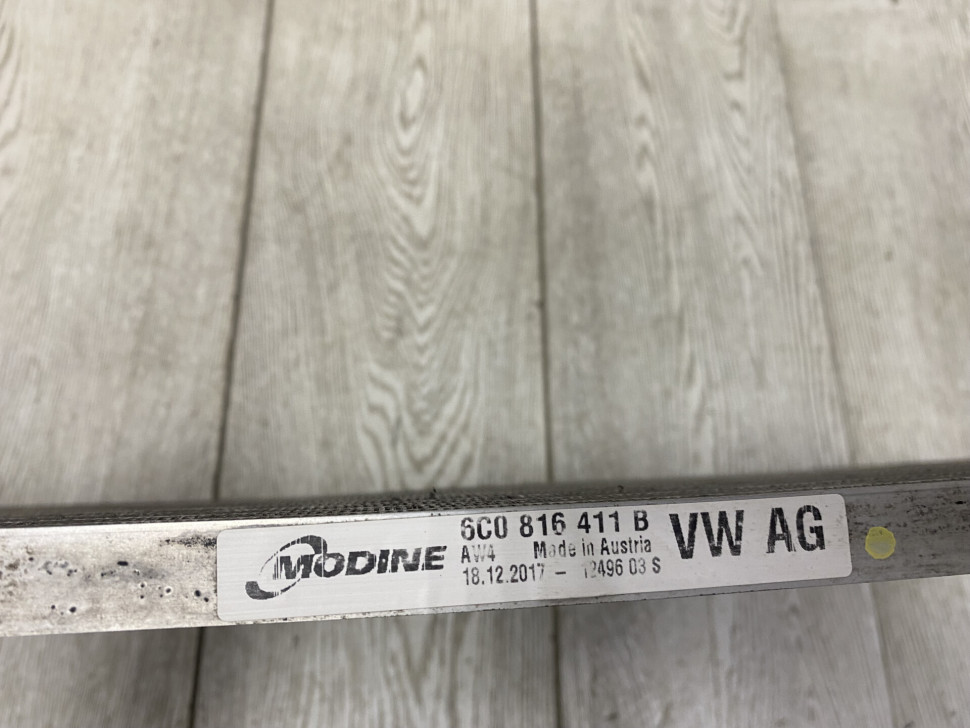 Радиатор кондиционера Volkswagen Polo 5 2009 oem 6C0816411B Радиатор кондиционера Volkswagen Polo 5 2009 oem 6C0816411B