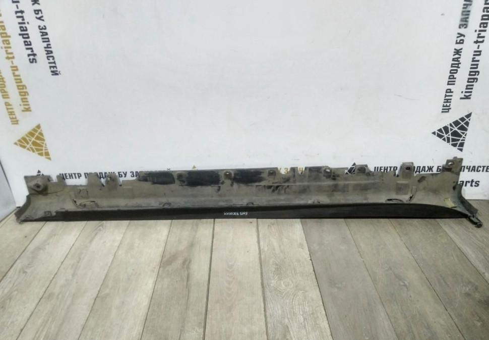 Порог левый бу BMW X5 F15 OEM 51177308055 Порог левый бу BMW X5 F15 OEM 51177308055