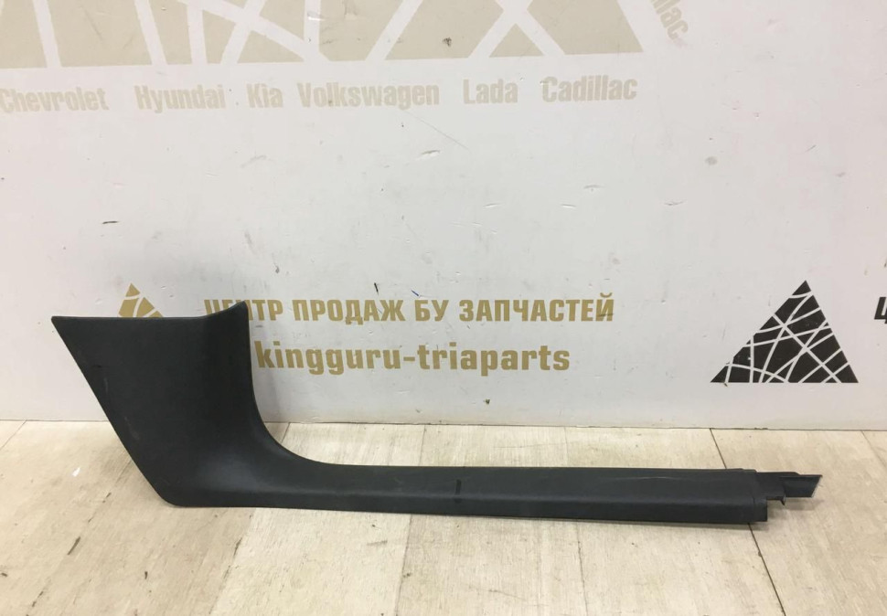 Накладка порога передняя правая внутренняя Skoda Octavia A5 OEM 1Z1863484