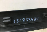 Накладка порога передняя правая внутренняя Skoda Octavia A5 OEM 1Z1863484